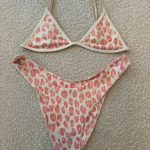 Bamba pink cheetah bathing suit!!! - Picture 1 of 6